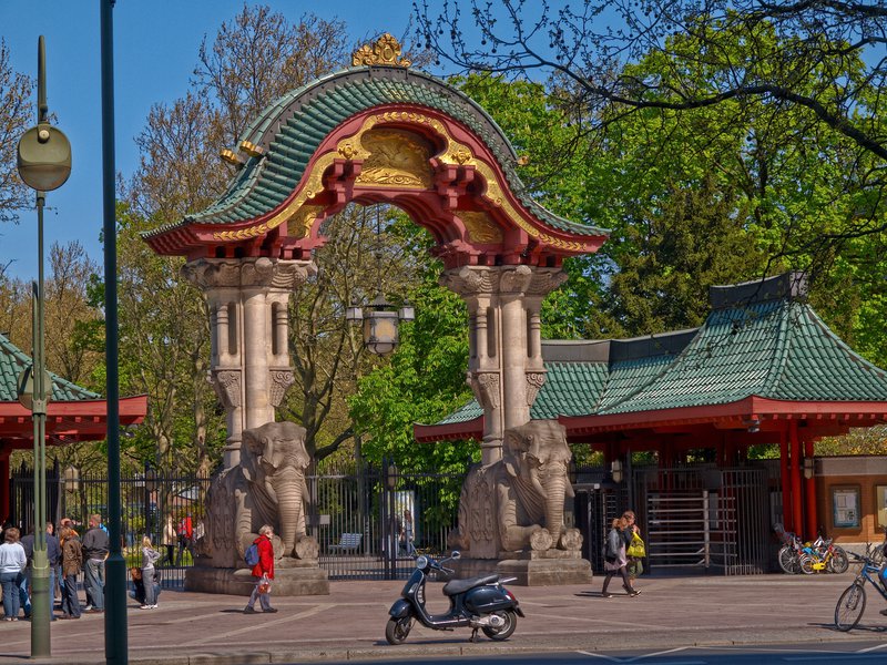 Berlin, Charlottenburg, Gate